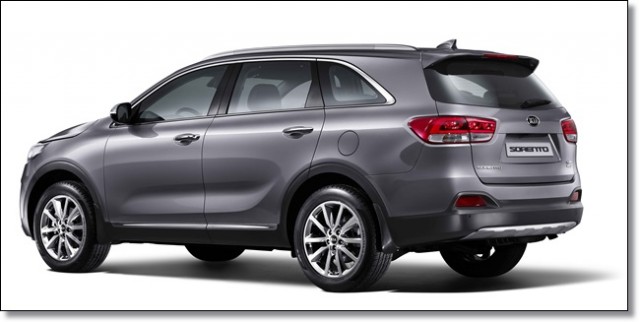 140811 new_sorento-Rear