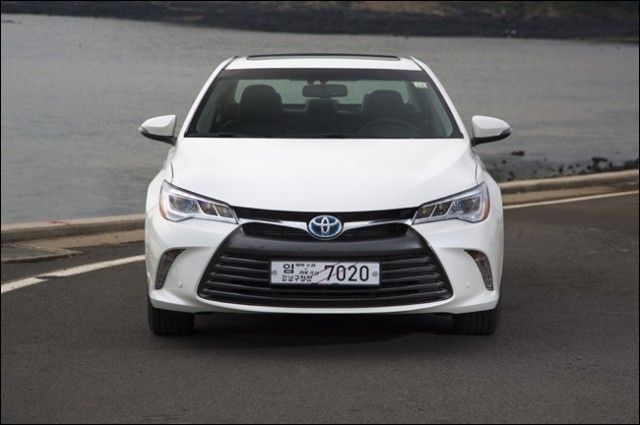 TOYOTA All New Smart Camry Hybrid XLE (6)