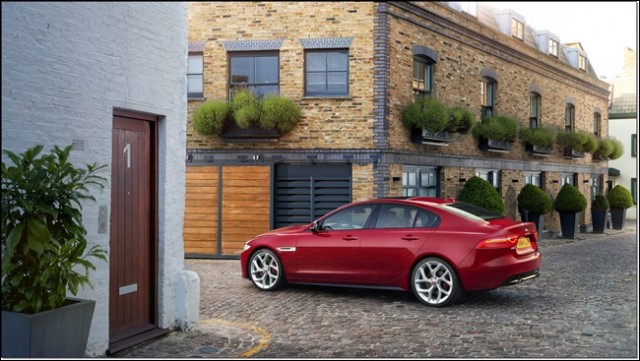 JAGUAR_XE_S_LONDON_02