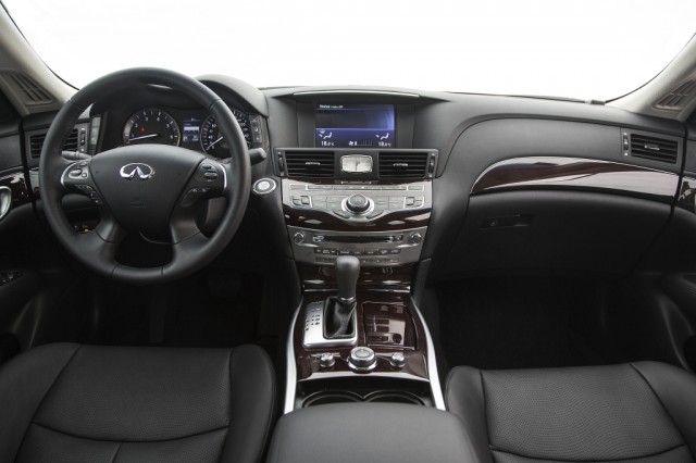 Q70 (7)