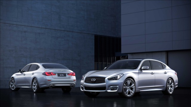 Infiniti Q70L