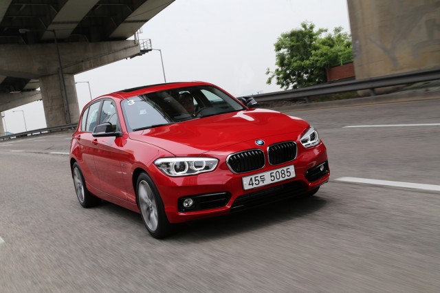 BMW 뉴 118d 스포츠_주행 (1)