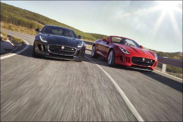 F-TYPE 쿠페(좌), F-TYPE 컨버터블(우)