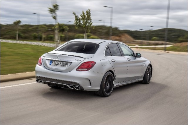 Mercedes-AMG C 63 S, designo iridiumsilber magno, Fahrvorstellun