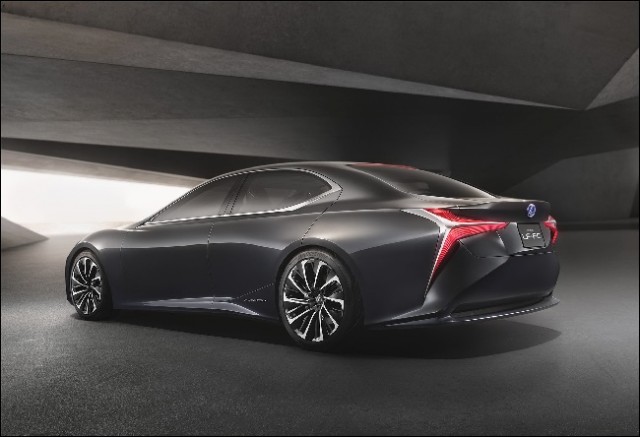 Lexus LF-FC (6)