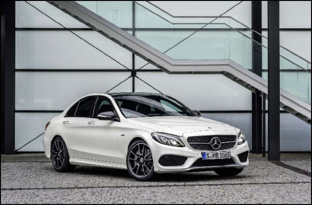 Mercedes-Benz C 450 AMG 4MATIC, Exterieur: Diamantweißexterior: diamond white