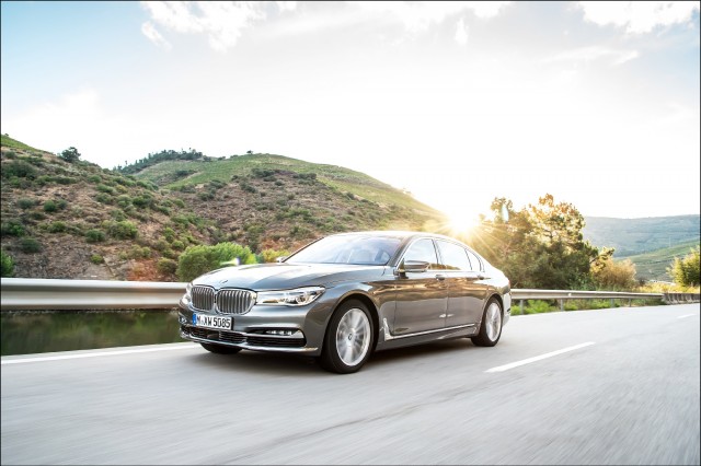 BMW 750Li xDrive035