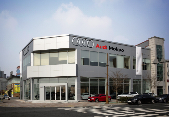 re_audi_mockpo