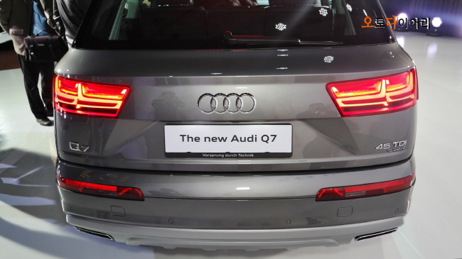 re_edit_Audi_new_Q7_7