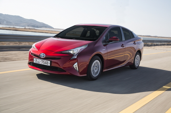 re_Toyota_4th_Gen_Prius