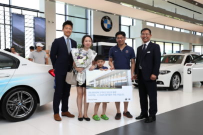 re_BMW_driving_center_300K_visitor