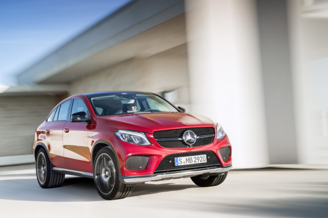 Mercedes-Benz GLE Coupé, GLE 450 AMG 4MATIC, Exterieur: Designo Hyazinthrot Metallic ; Mercedes-Benz GLE Coupé, GLE 450 AMG 4MATIC, exterior: designo hyacinth red metallic;