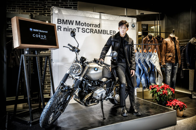 bmw-%eb%aa%a8%ed%86%a0%eb%9d%bc%eb%93%9c-%eb%89%b4-r-ninet-%ec%8a%a4%ed%81%ac%eb%9e%a8%eb%b8%94%eb%9f%ac-%ea%b3%b5%ea%b0%9c-2