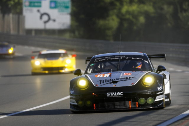 Porsche 911 RSR (88), Proton Competition: Klaus Bachler, Stephane Lemeret, Khaled Al Qubaisi