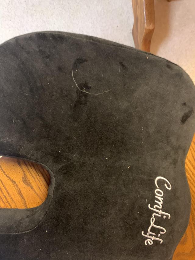 ComfiLife Gel Enhanced Seat Cushion review image