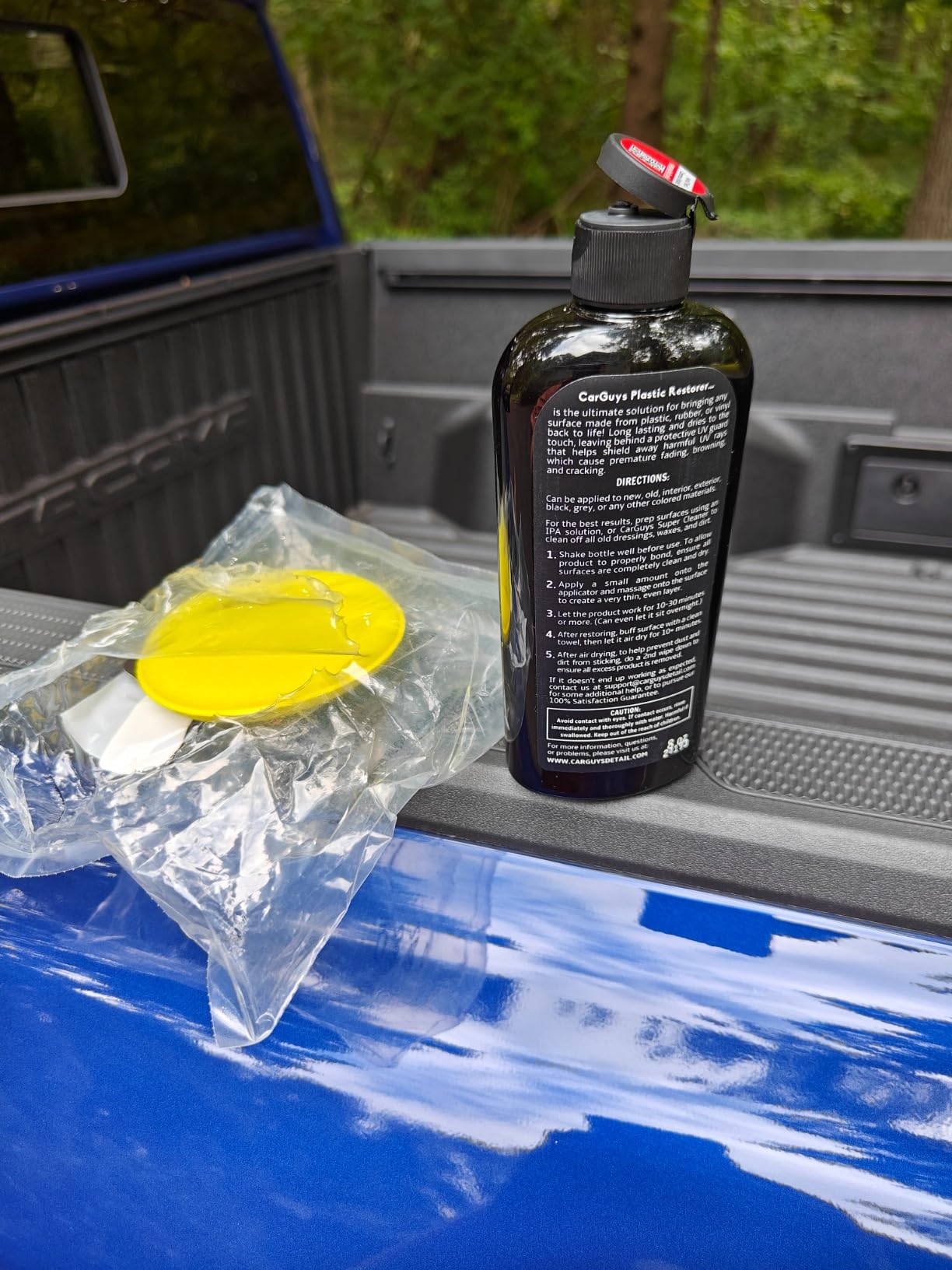 CAR GUYS Plastic Restorer packaging