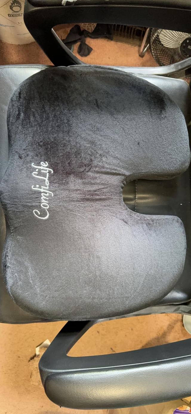 ComfiLife Gel Enhanced Seat Cushion review image