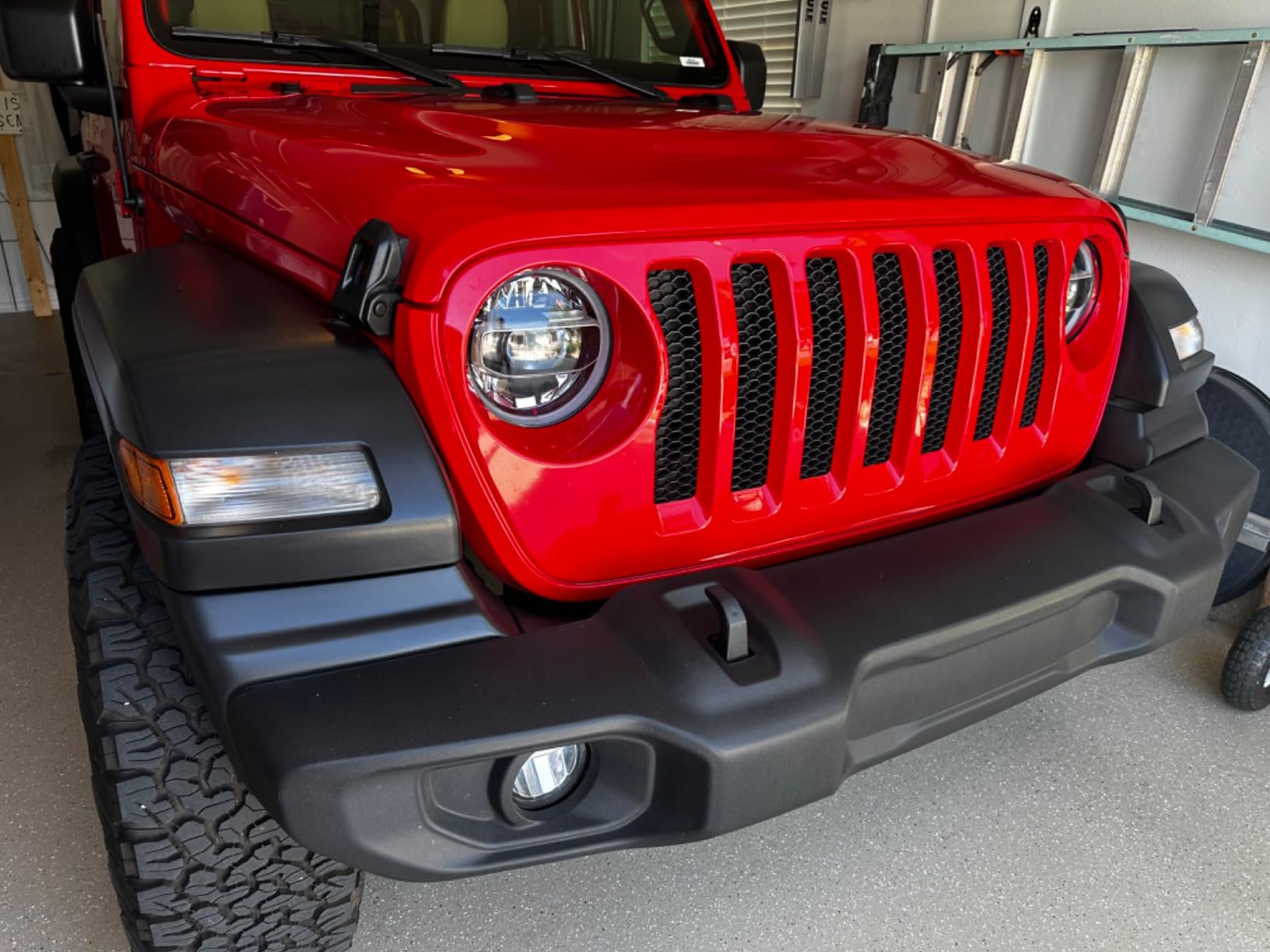 CAR GUYS Plastic Restorer on Jeep fenders after