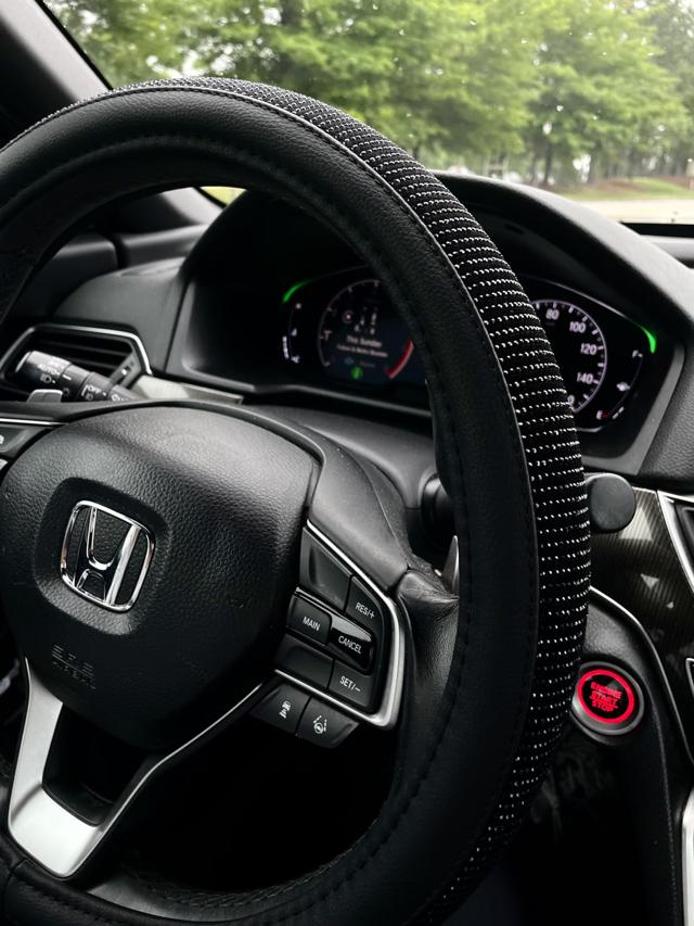 Close-up of the steering wheel cover