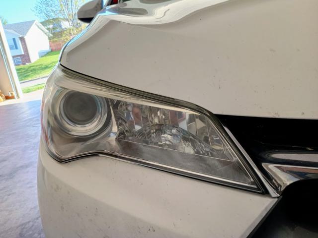 Comparison of cleaned and uncleaned headlights